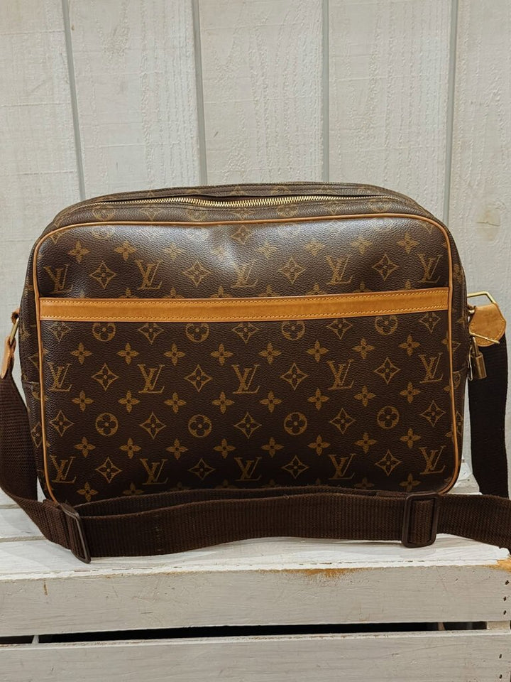 Louis Vuitton Monogram Reporter GM
