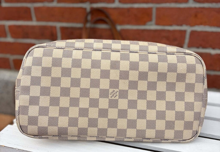 Louis Vuitton Damier Azur Neverfull MM Tote (with pouch)