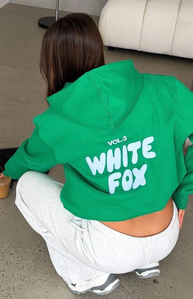 White Fox Offstage Hoodie Amazon - Size M/L