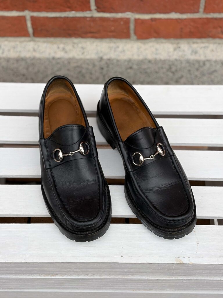 Gucci Horsebit Accent Leather Loafers - Size 7