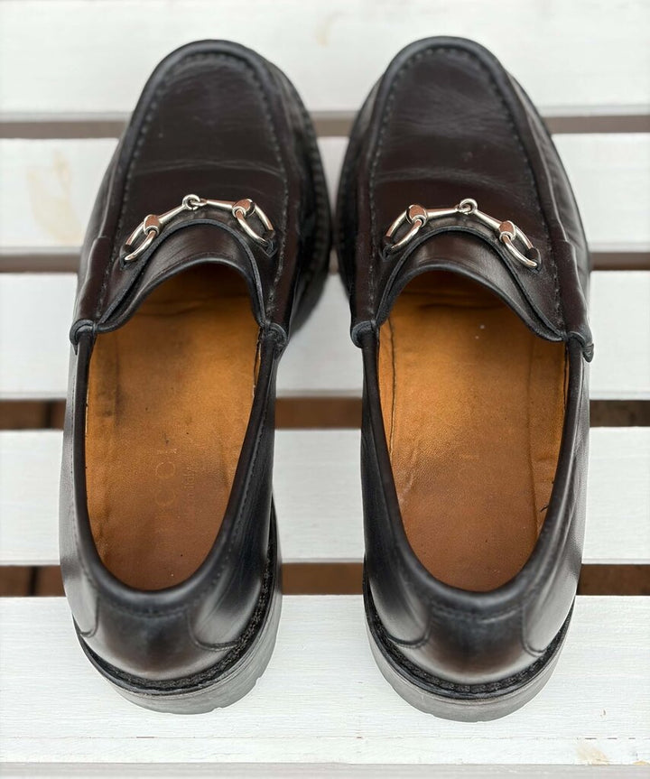Gucci Horsebit Accent Leather Loafers - Size 7