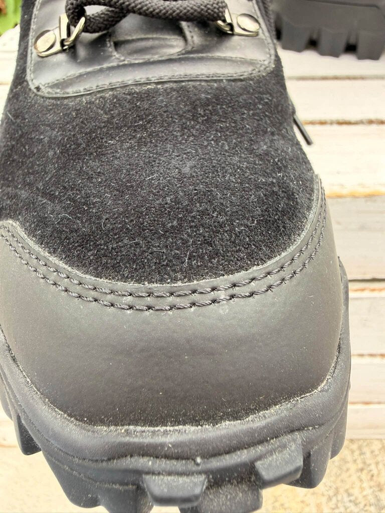 Moncler Helis Stivale Suede Ankle Boots - Size 39 (Retails for $725)