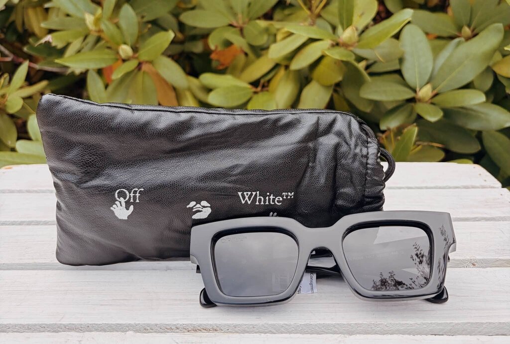 Off White Virgil Square Frame Sunnies (w/ case)