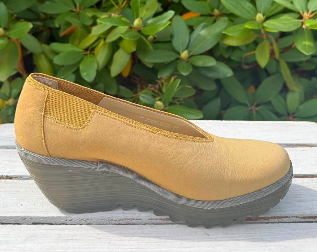 Fly London Yoza438fly Court Shoes - Size 38