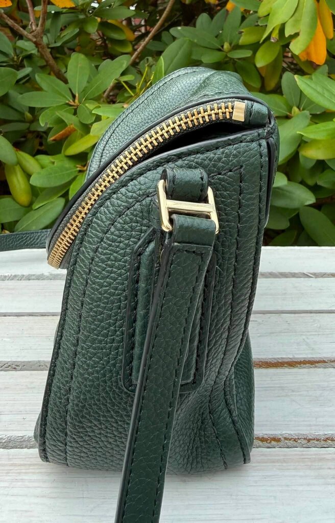 Marc Jacobs The Groove Leather Mini Messenger Bag In Kombu Green
