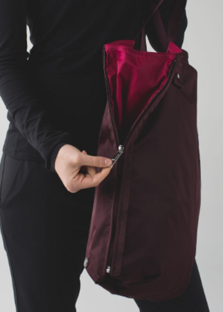 Lululemon Bring It On Tote (Retails for $78)