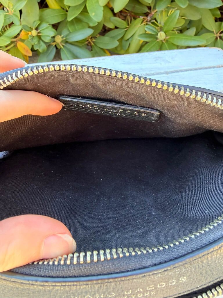 Marc Jacobs The Shutter Crossbody Bag