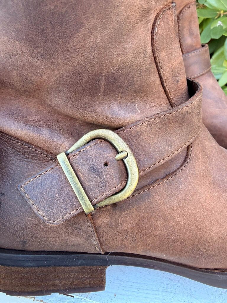 Born Boots Braydon II - Size 9.5