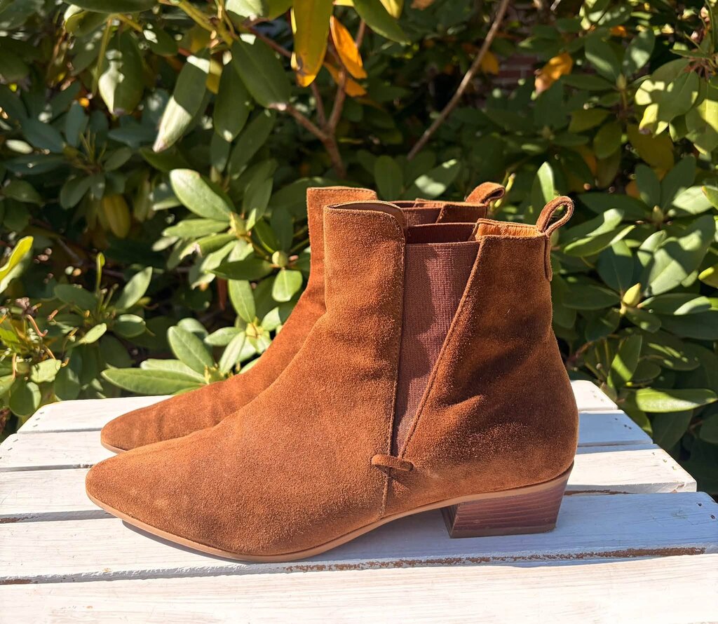 Aquatalia Farica Suede Chelsea Boots - Size 8.5