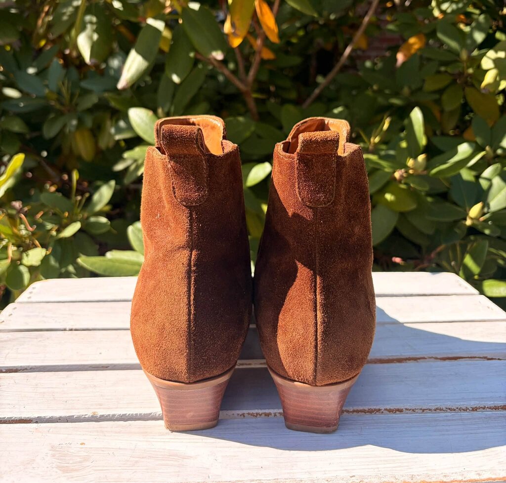 Aquatalia Farica Suede Chelsea Boots - Size 8.5