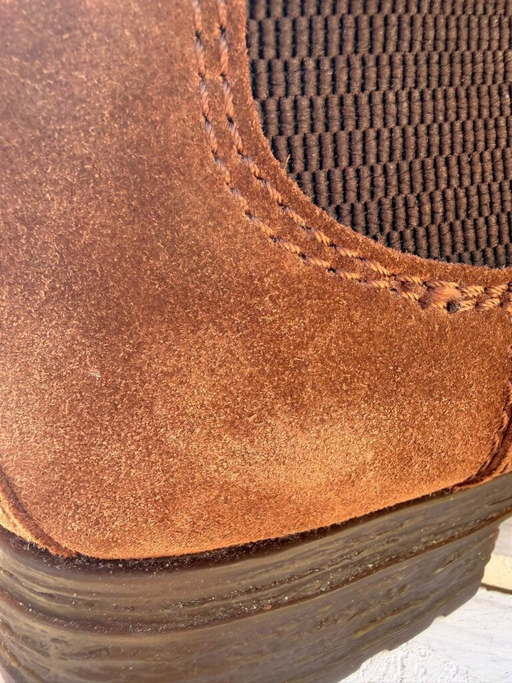 Born Cove Chelsea Boots - Size 8