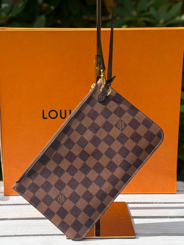 Louis Vuitton Damier Ebene Neverfull Wristlet