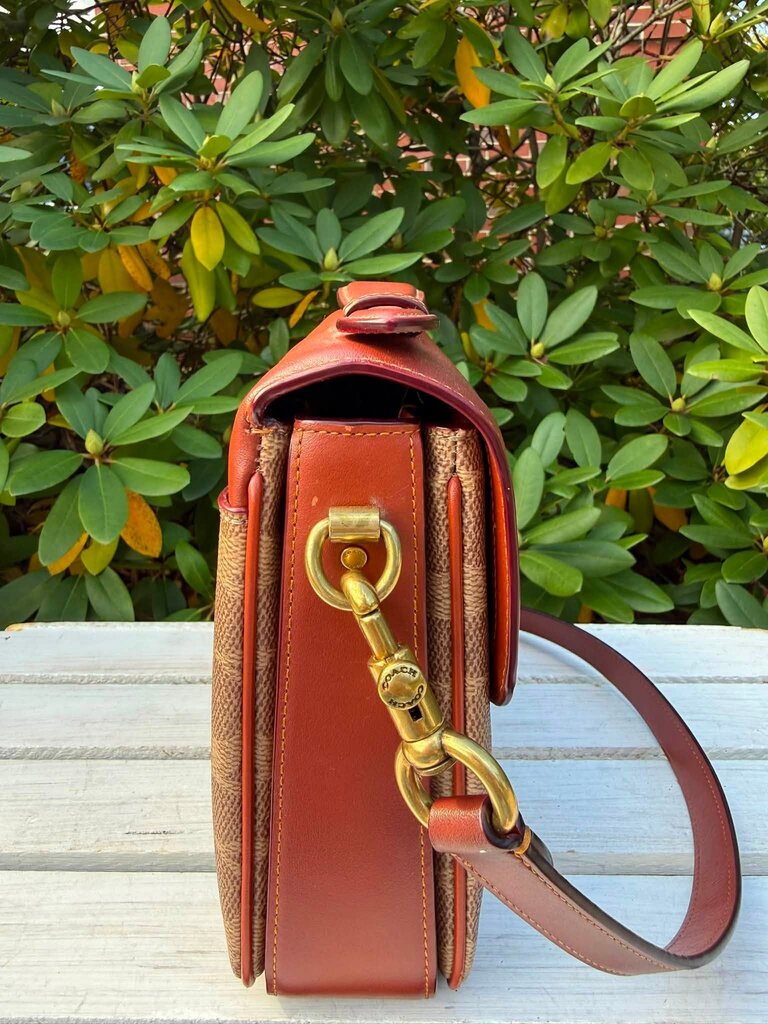 Coach Cassie Crossbody Bag In Signature Canvas