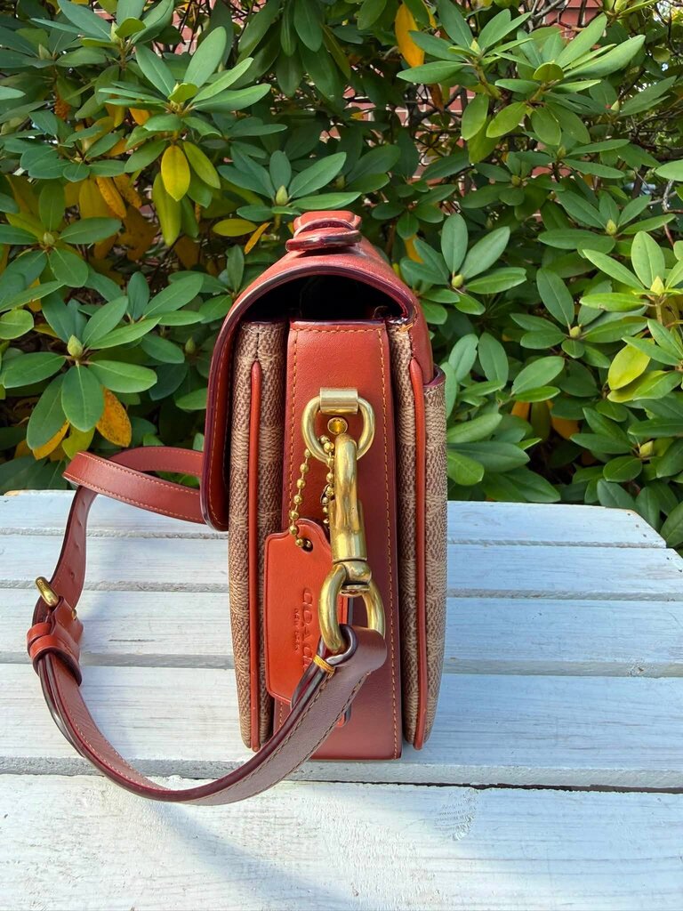 Coach Cassie Crossbody Bag In Signature Canvas