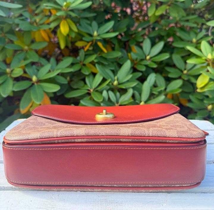 Coach Cassie Crossbody Bag In Signature Canvas