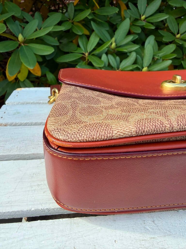 Coach Cassie Crossbody Bag In Signature Canvas