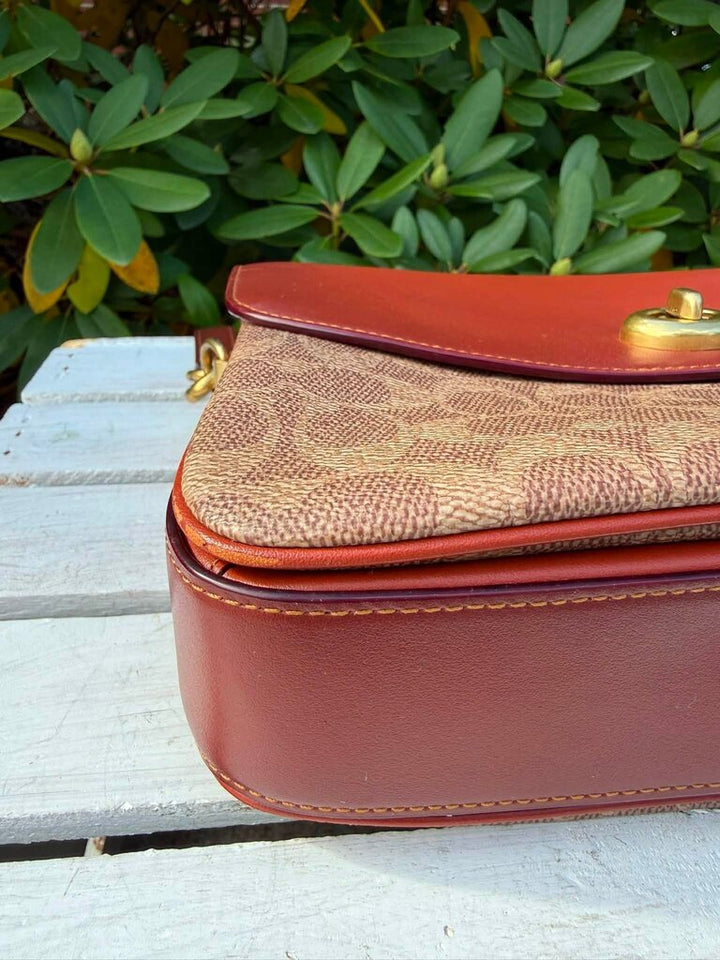 Coach Cassie Crossbody Bag In Signature Canvas