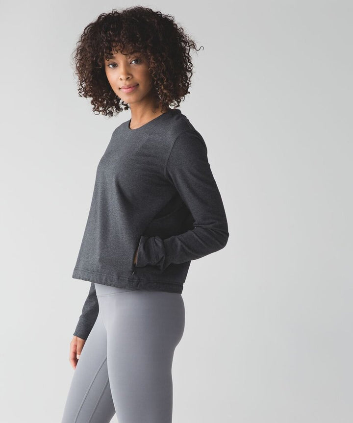 Lululemon Getaway Crew Top in Heathered Black - Size XS/S