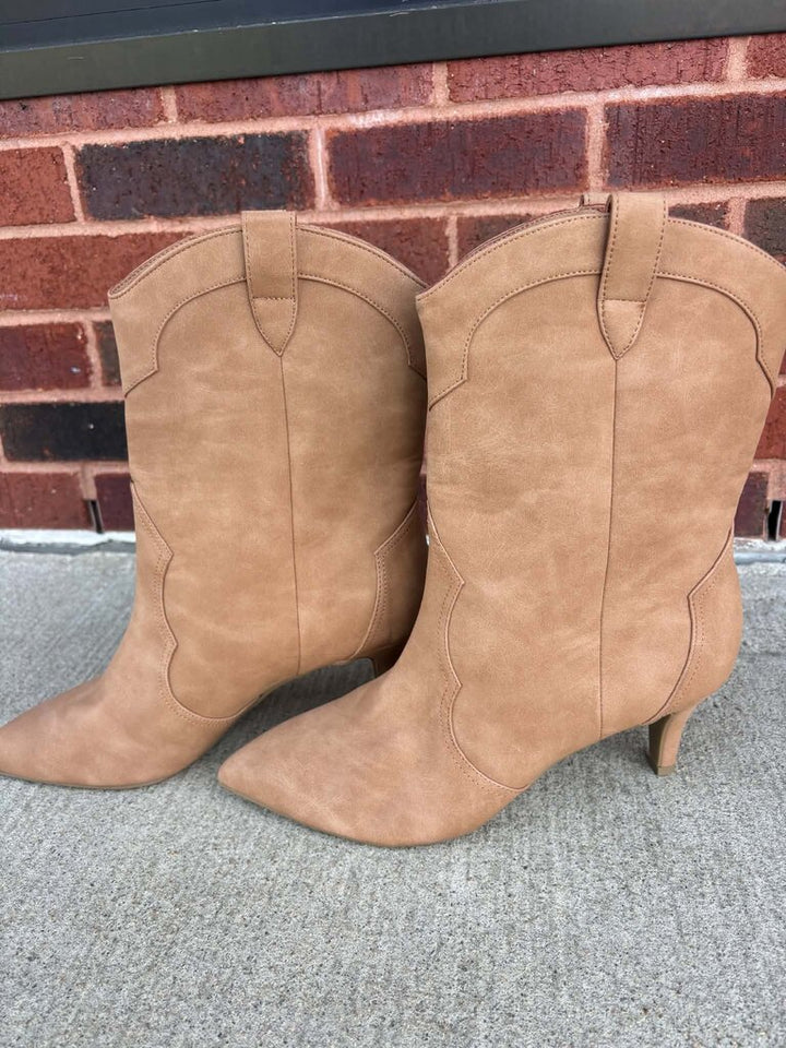 Dolce Vita Apres Tan Western Booties- Size 10