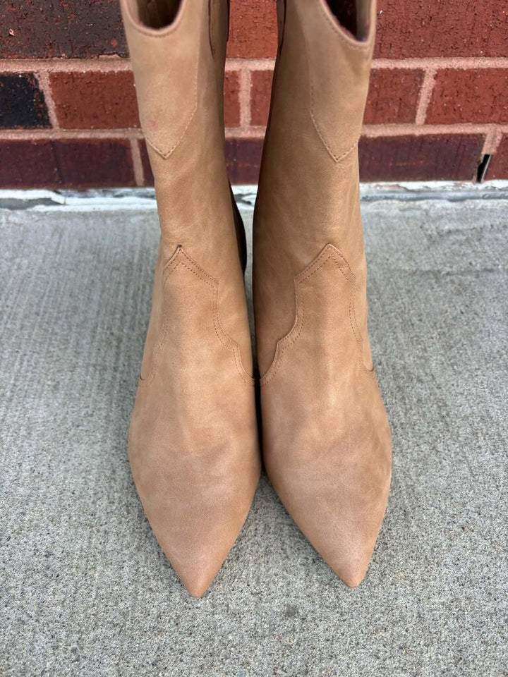 Dolce Vita Apres Tan Western Booties- Size 10