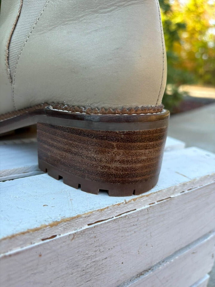 Seychelles Heart of Gold Leather Bootie - Size 9