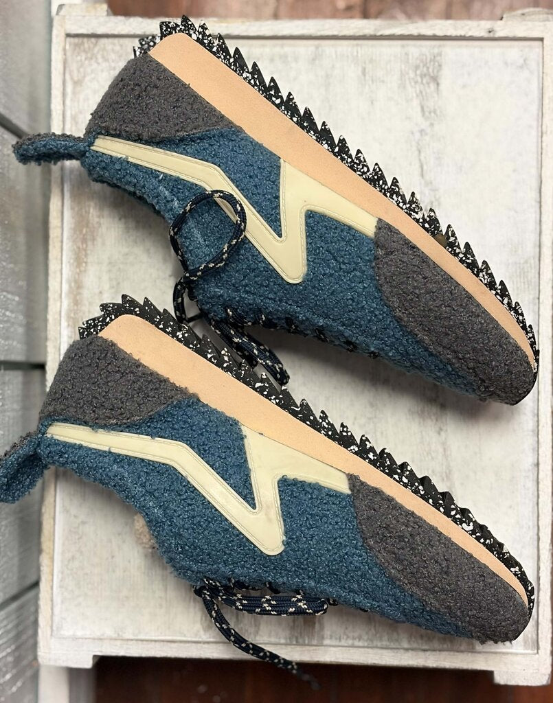 Rag & Bone Retro Runner Eiffel Blue Sherpa Low Top Sneakers - Size 38