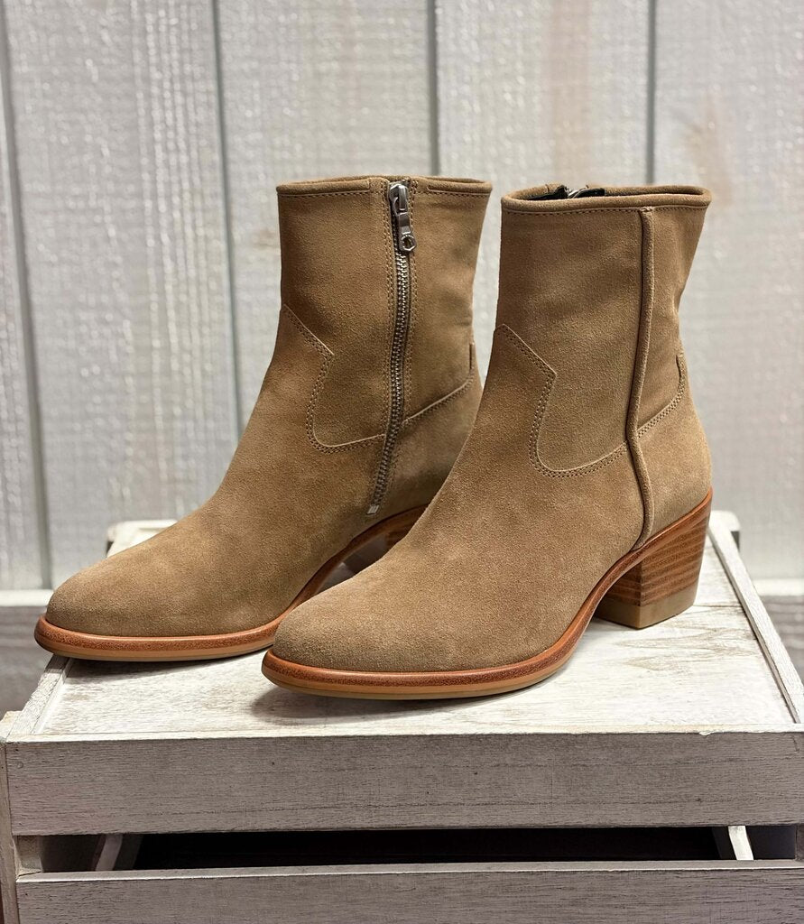 Rag & Bone Mustang Suede Boots in Camel - Size 37