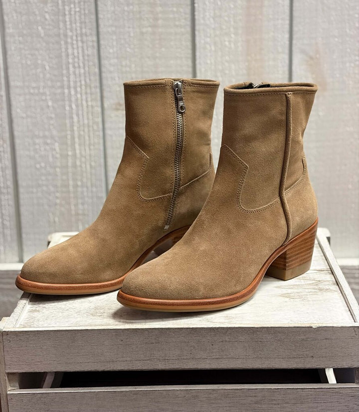 Rag & Bone Mustang Suede Boots in Camel - Size 37