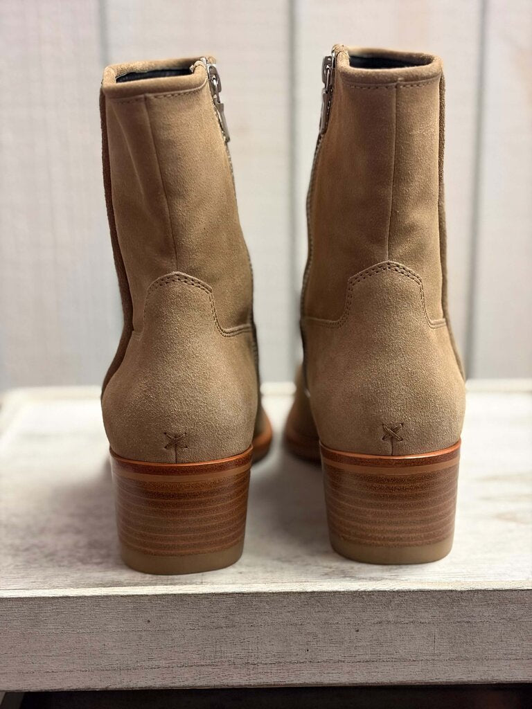 Rag & Bone Mustang Suede Boots in Camel - Size 37
