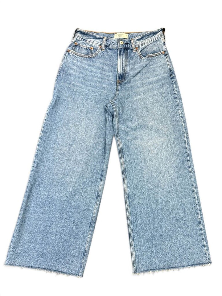 Abercrombie & Fitch High Rise Cropped Wide Leg Jeans - Size 28 (Retails For $90)