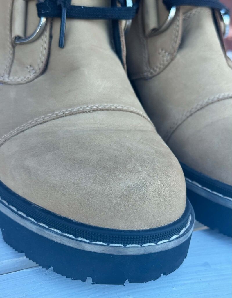 Sorel Joan Now Lace Boots In Caribou Buff - Size 10