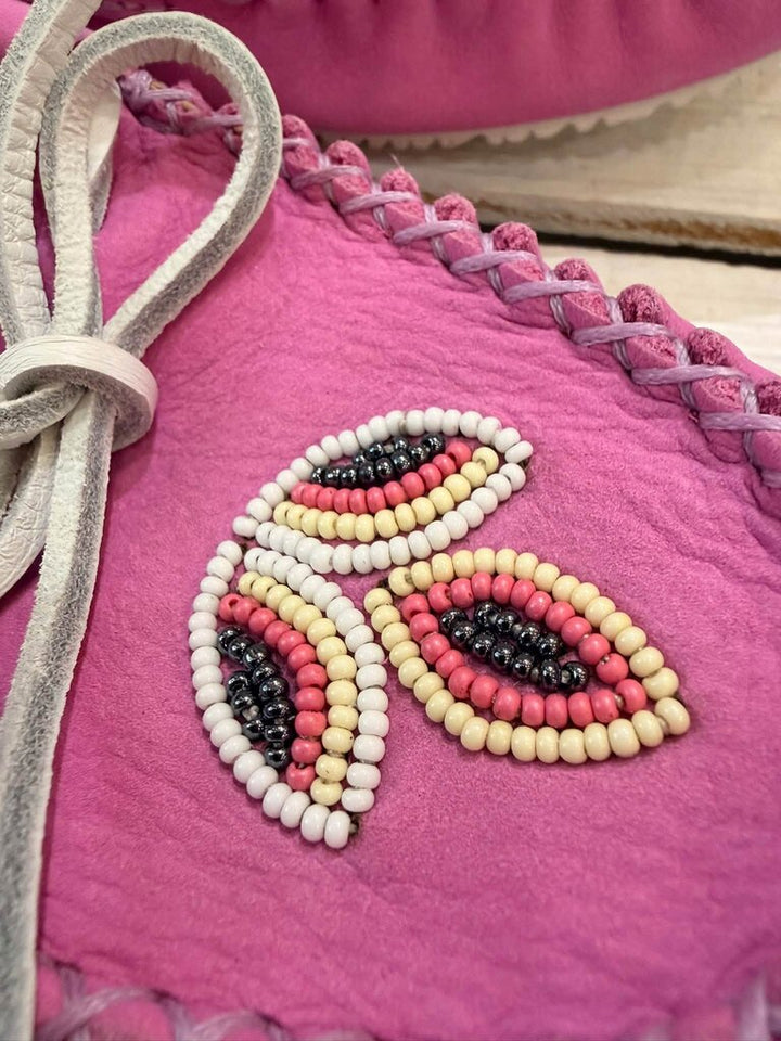 Manitobah Kayak Beaded Leather Moccasins - Size 9