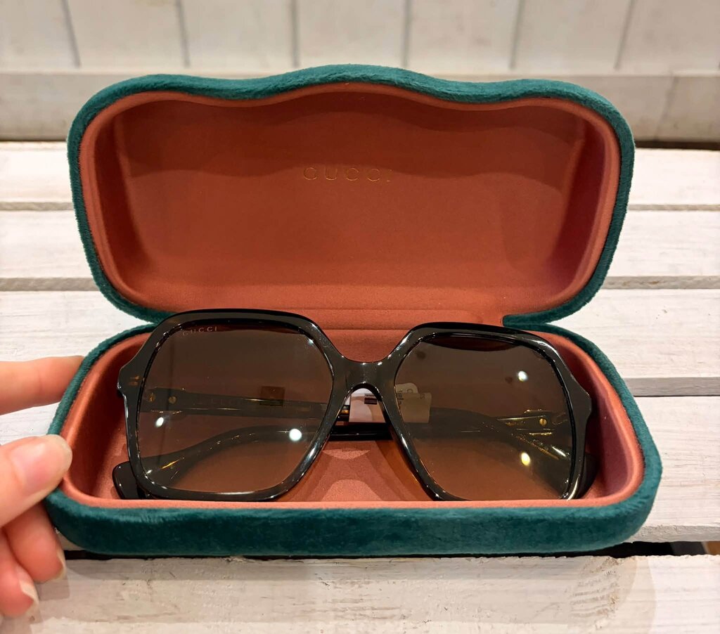 Gucci GG1072S Sunglasses (W/ Case)