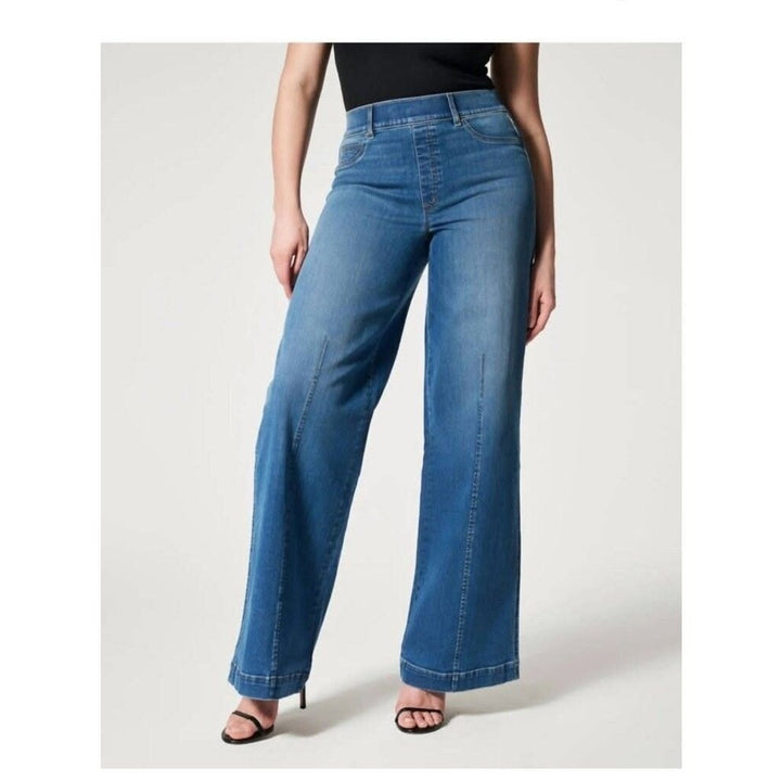 Spanx Seamed-Front Wide Leg Jean in Vintage Indigo - Size XS Petite (Retails $168)