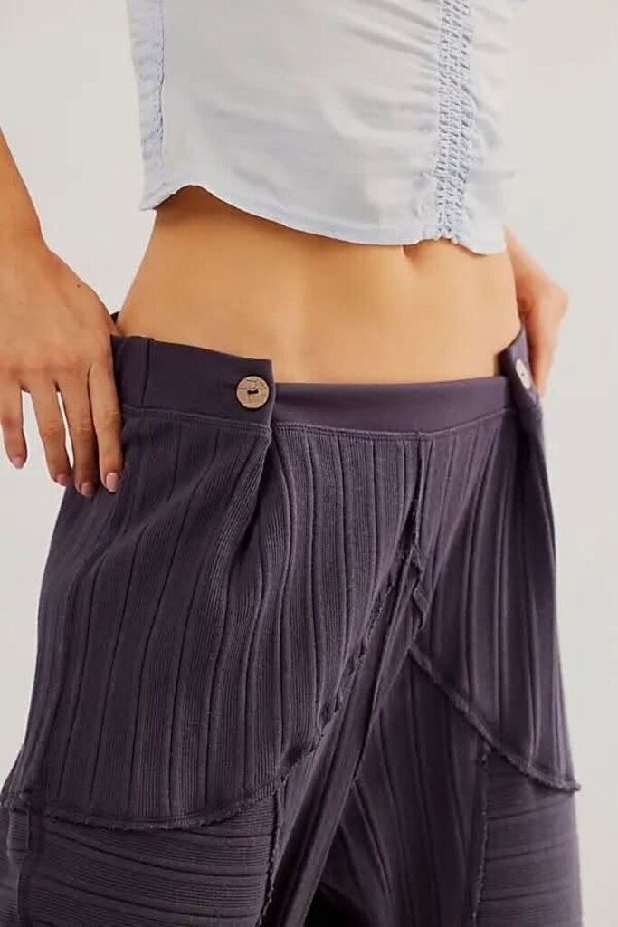 Free People NWT Good Feels Joggers - Size XS (Retails for $78)