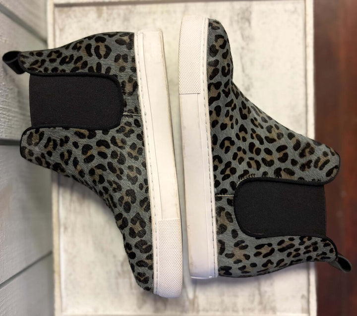 All Black Cheetah Print Wild Chelsea Booties - Size 36 (US Size 5.5)