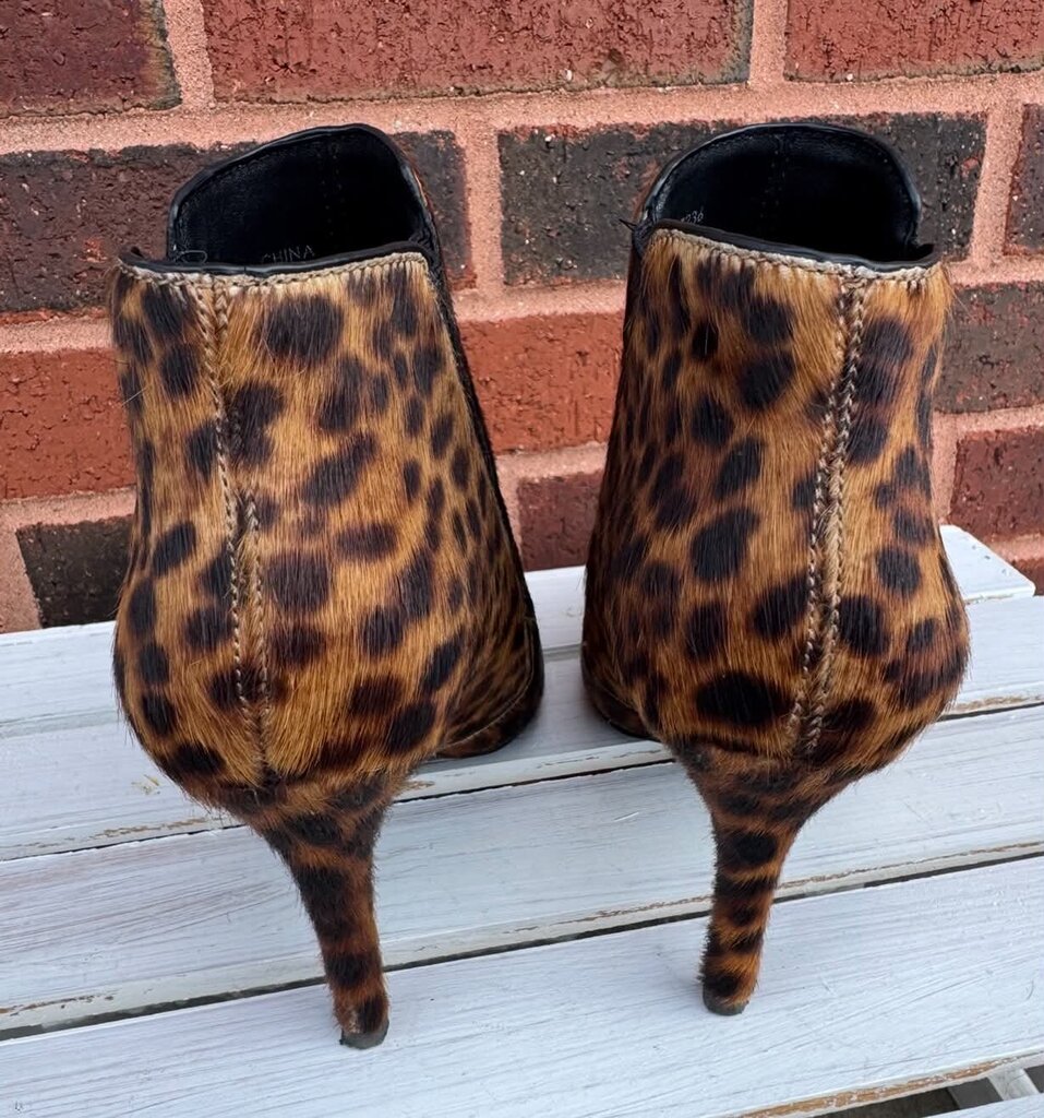 Boden Alice Leopard Print Calf Hair Booties Heels - Size 37