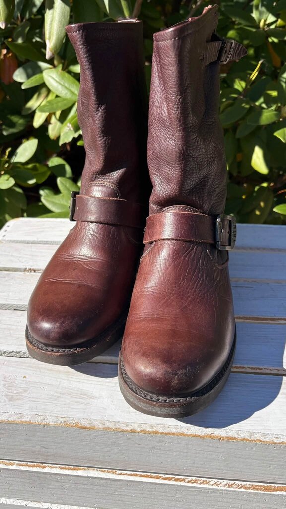 Frye Veronica Short Slouchy Boots - Size 8