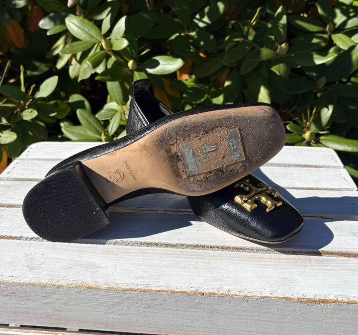 Tory Burch Leather Eleanor Logo Plaque Pumps - Size 8