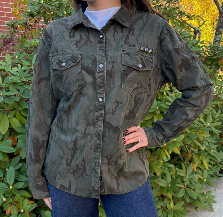 Rails Camo Snap Button Up - Size Medium
