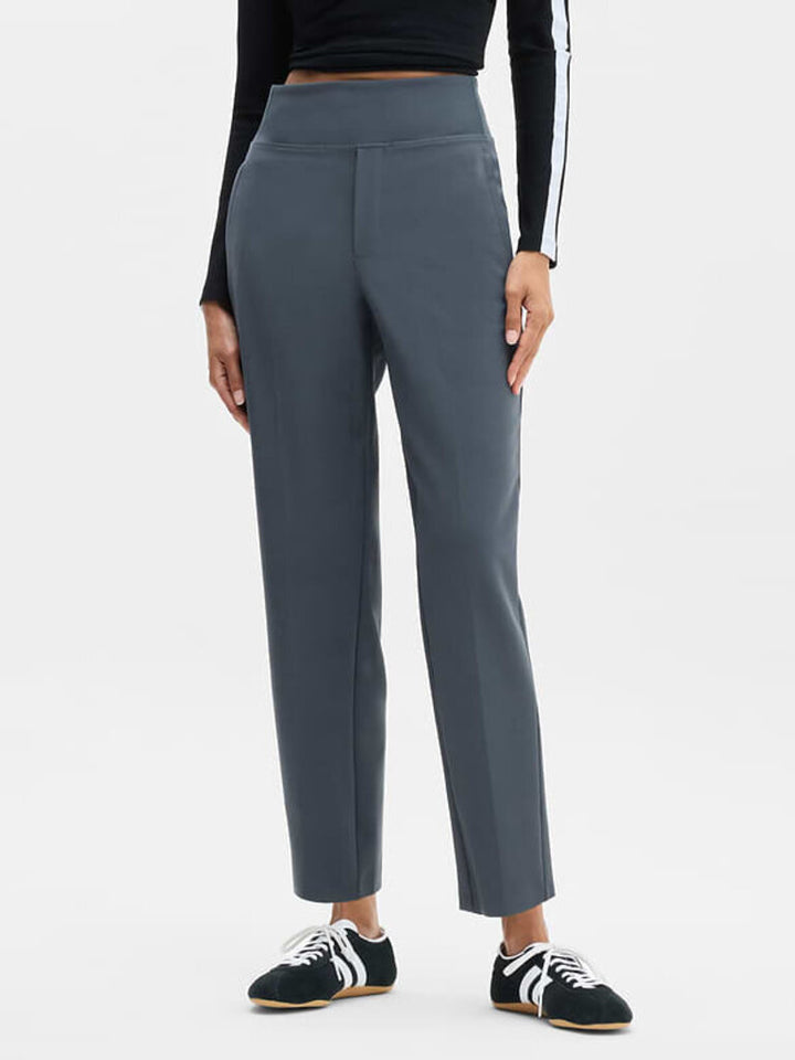 Athleta Endless High Rise Pant - Size 2 T (Retails for $109)