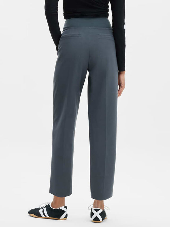 Athleta Endless High Rise Pant - Size 2 T (Retails for $109)