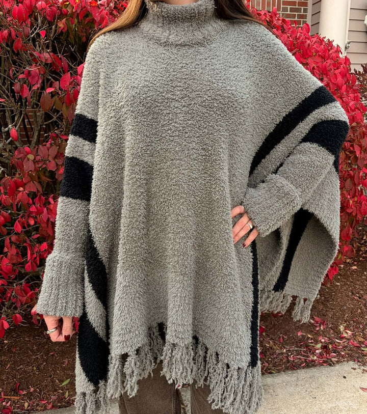 Barefoot Dreams Cozy Chic Beach Fringe Lounge Poncho - Size OS