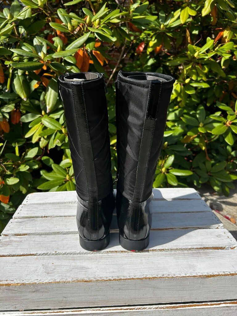 Prada Kids Quilted Black Patent Leather Knee High Boots - Size 34