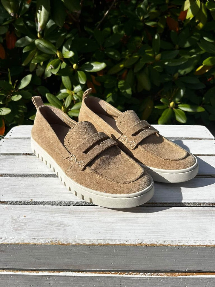 Vionic Women's Uptown Loafers - Size 7.5