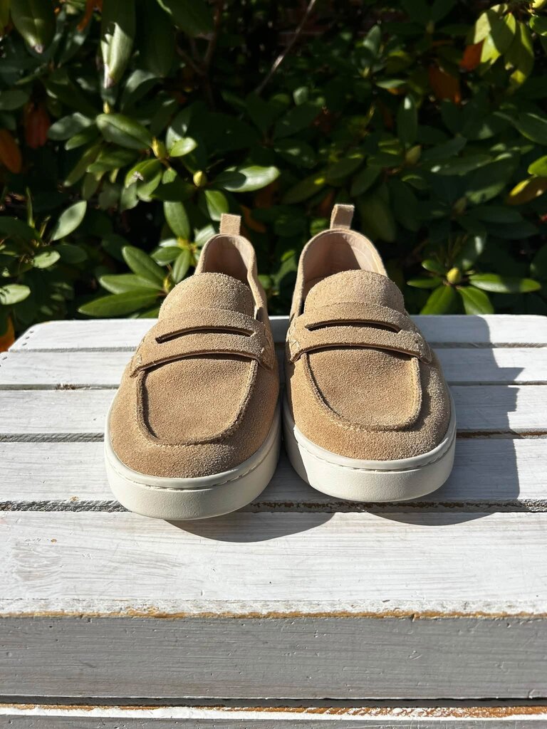 Vionic Women's Uptown Loafers - Size 7.5