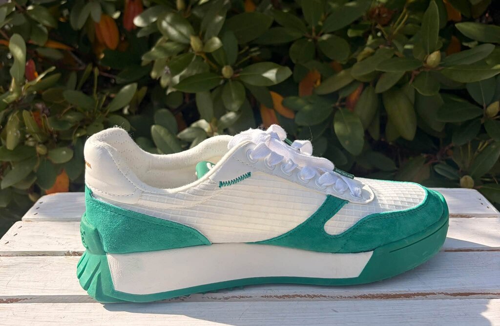 Sam Edelman Layla Lace Up Low Top Sneakers - Size 9.5