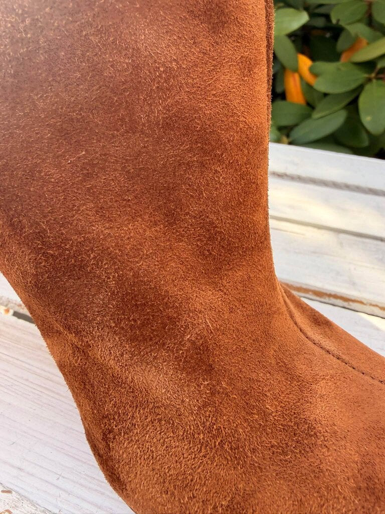Steve Madden Halena Brown Suede Booties - Size 6