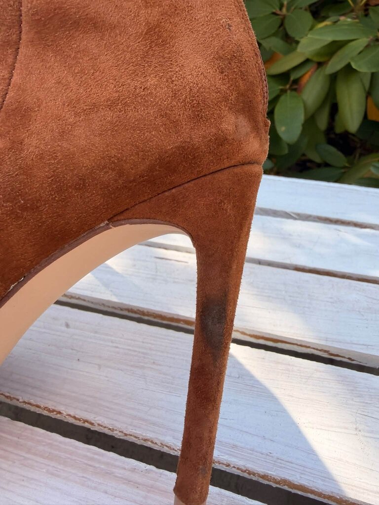 Steve Madden Halena Brown Suede Booties - Size 6