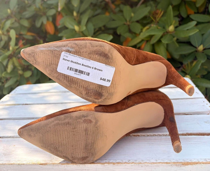 Steve Madden Halena Brown Suede Booties - Size 6